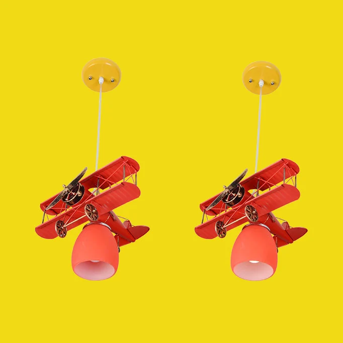 Industriële Stijl Strak eigentijds gevechtsvliegtuig kroonluchter metalen hanglamp voor kinderslaapkamer, blauw/rood/geel