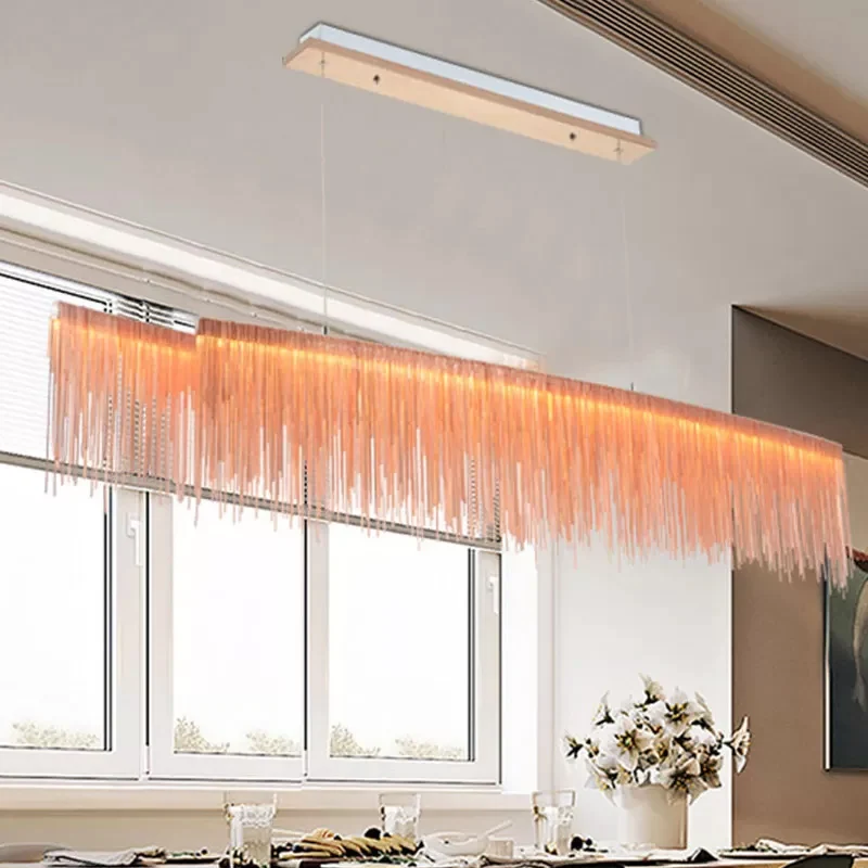 Modernistische LED-plafondkroonluchter Lineaire druppelhanger met aluminium kap voor woonkamer Chroom Afwerking