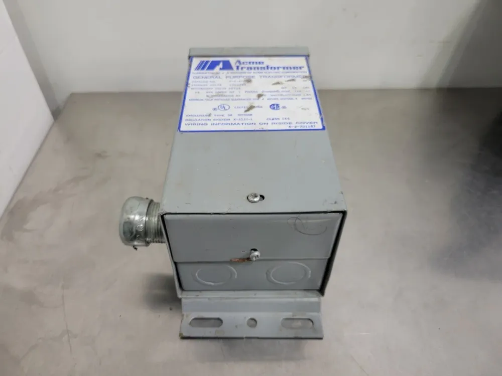 0.25 kVA Transformer, 120/240 pri. volts, 12/24 sec. volts T-1-8105 voor Binnen en Buiten