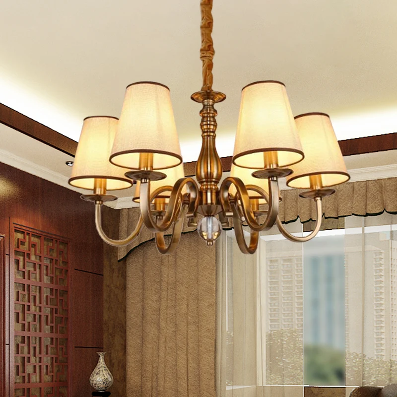 Ouderwets kegelvormige hanglamp, 6/8 lampen, stoffen hangende kroonluchter met gebogen arm messing voor de woonkamer