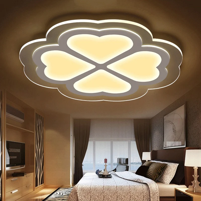 Professionele Kwaliteit Loving Heart Petal Flush plafondlamp Romantische acryl LED-plafondlamp wit voor verpleegkamer