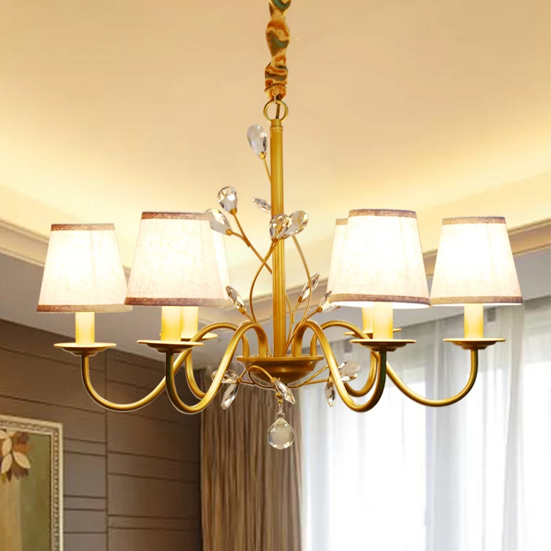 Uitlopende hangende kroonluchter, hedendaagse stof, schaduwrijk 6/8 lichts, messing plafondlamp met kristallen accenten me...