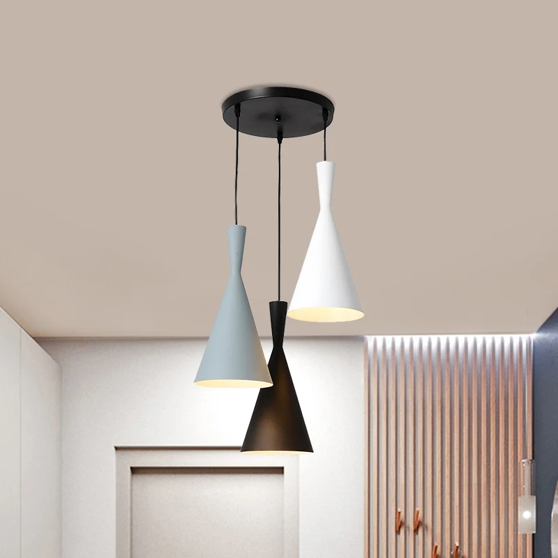 Flared Metallic Pendant Light Contemporary 3-Head Ebbenhout Hanging Lamp Kit Round/Rectangle Canopy Black