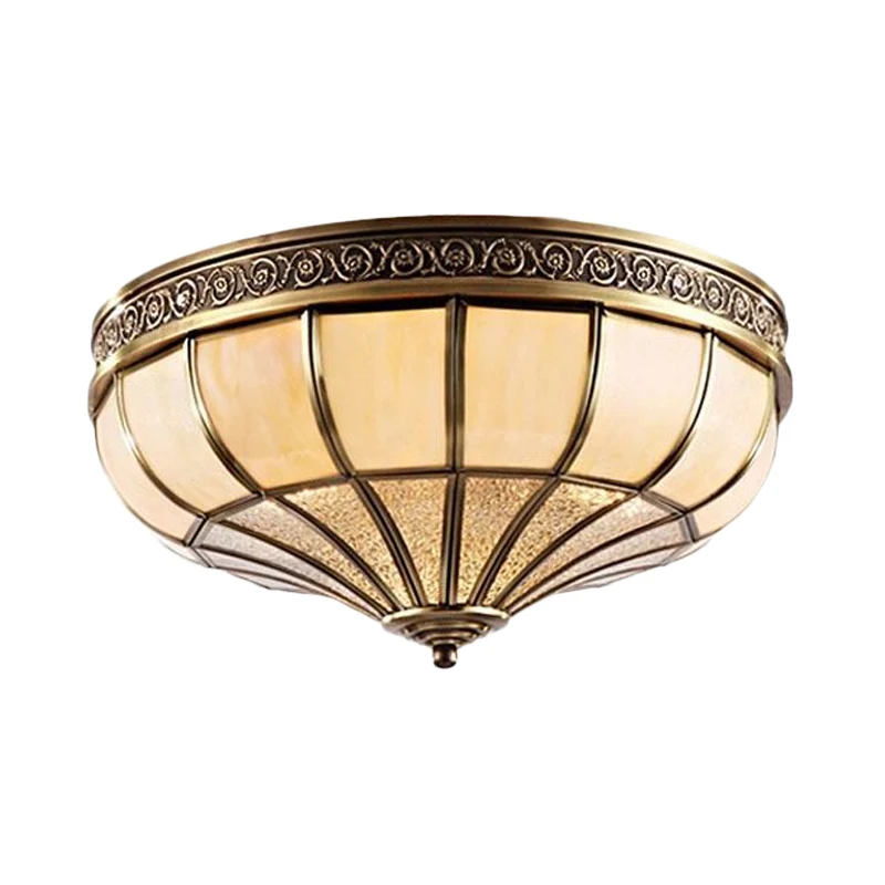 Dome Bedroom Flush Mount Lamp Colonial Opaque Glass 3/4 Bulbs Geel koper Ceiling Light Fixture, 12.5"/16" W Brass