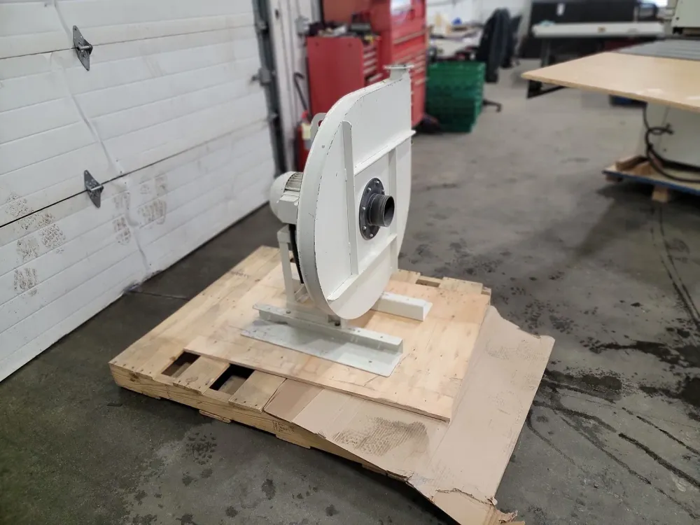 3 kW FA 717 P4A RD 100LA/2p B3 RD270 Centrifugal Blower