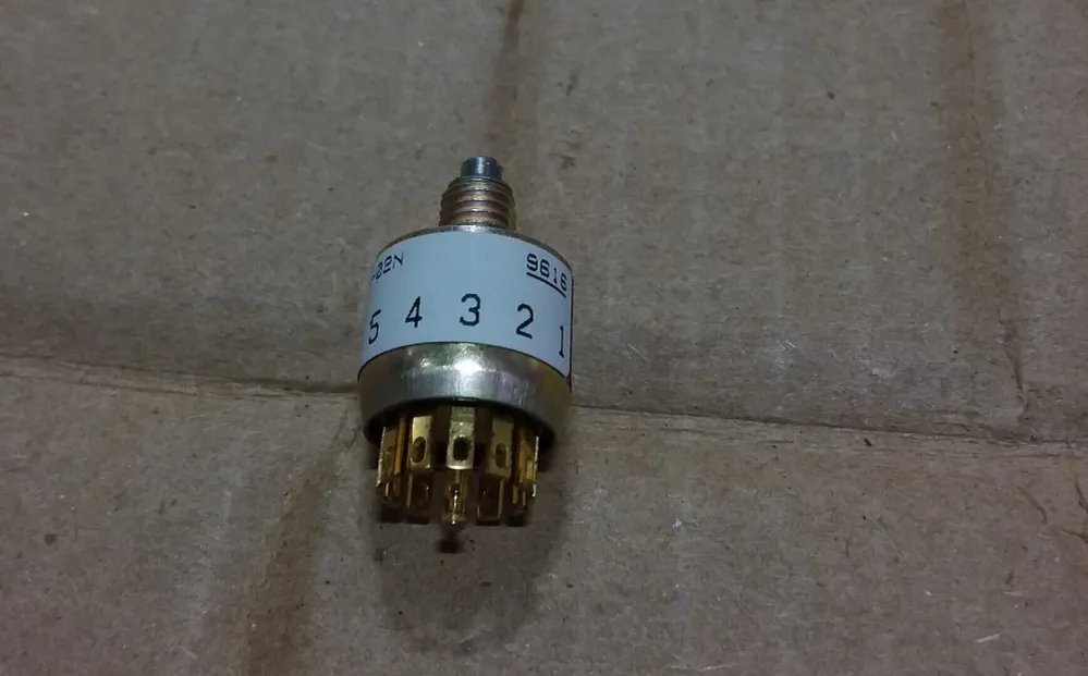 Haakse Rotary Switch 51MB30-01-1-02N