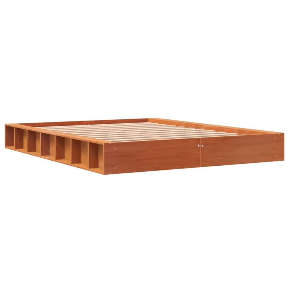 Bedframe zonder matras massief grenenhout wasbruin 135x190 cm