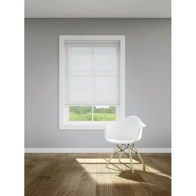 LEVOLOR Trim+Go 1- Slat Width 60- x 72- Mobiel inzetbaar White Vinyl Room Darkening Mini-blinds