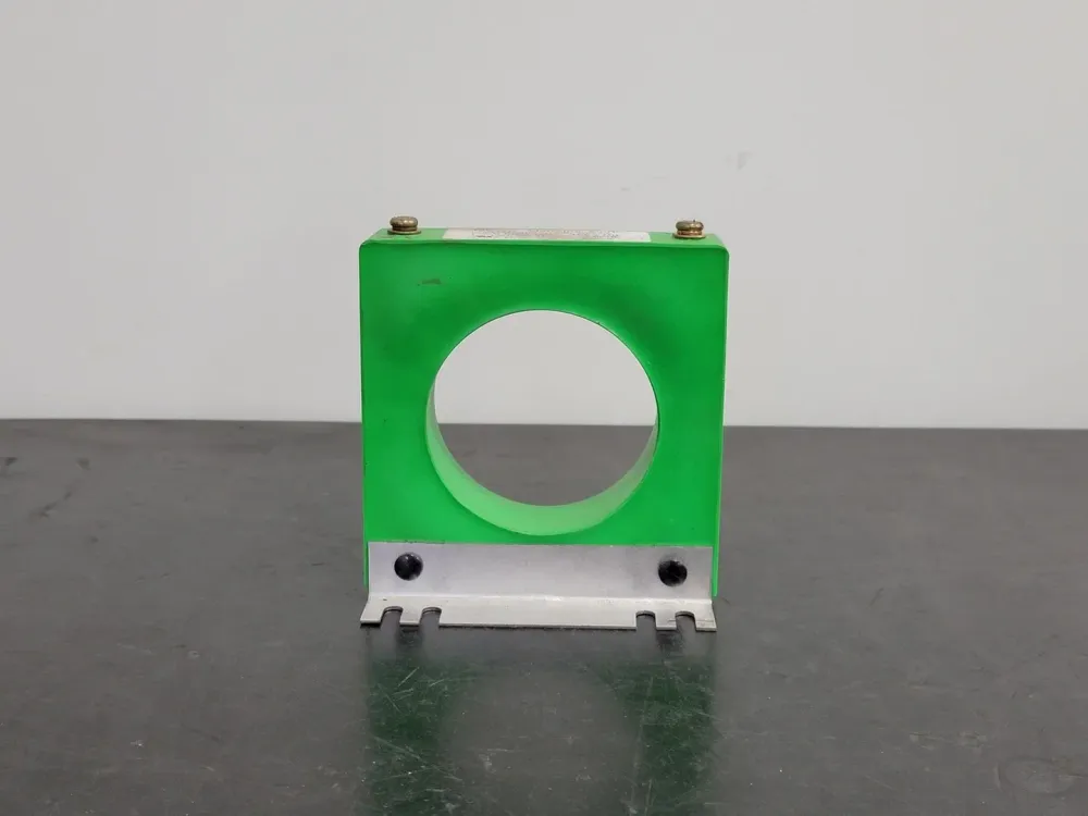 500:5A Instrument Current Transformer 3045SB-500