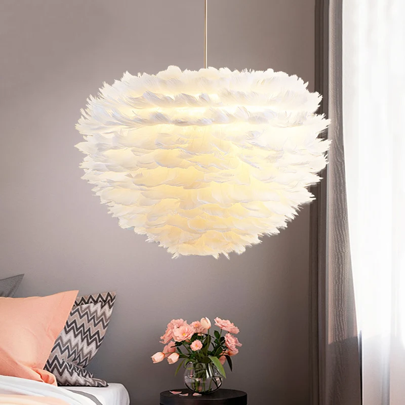 Premium Kwaliteit Eigentijdse Globe Feather kroonluchterlamp Moderne witte handgeweven veren hangende hanglamp voor slaapk...
