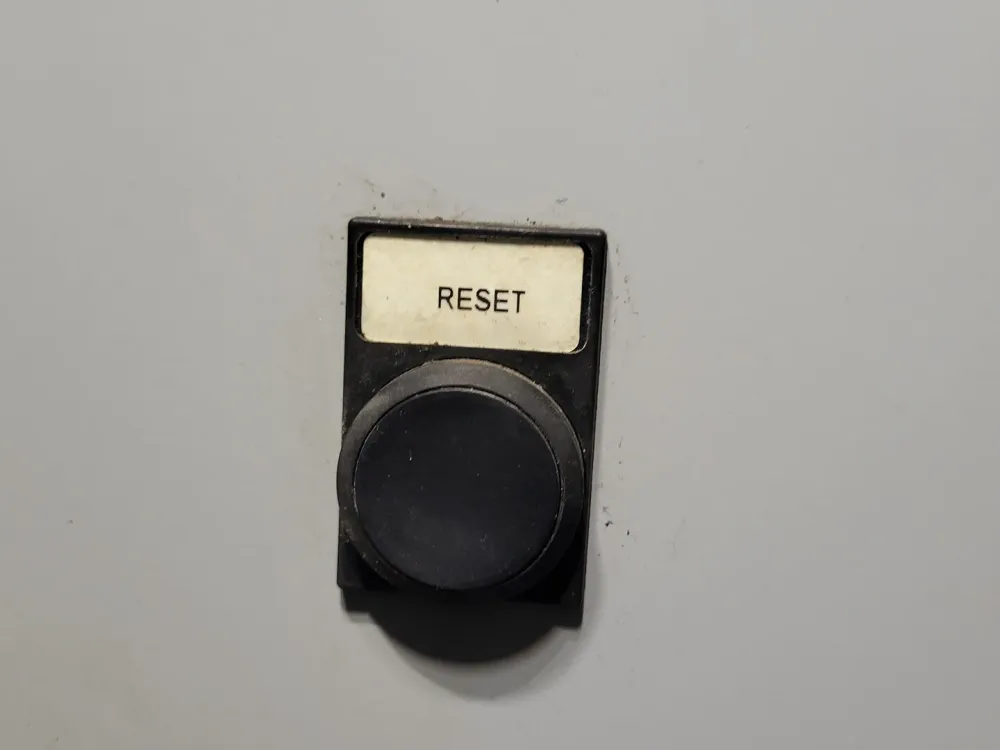 1.0 hp 600V 3-Ph Motor Control Center Bucket 04FG