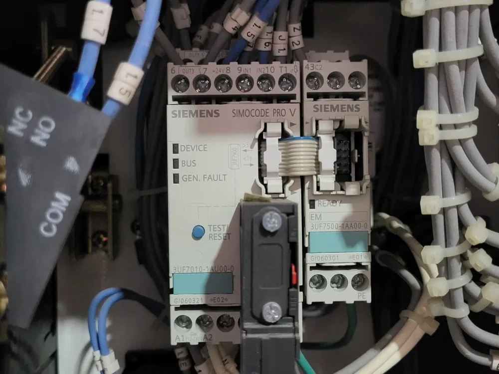15 hp 600V 3-Ph Motor Control Center Bucket 02FA