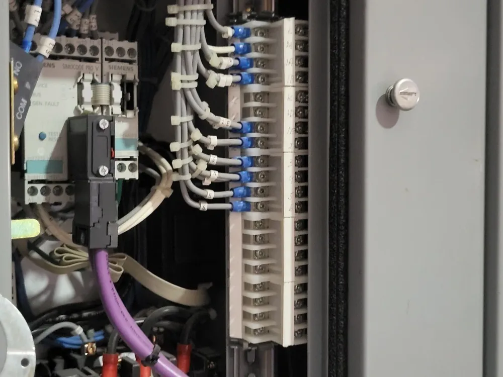 15 hp 600V 3-Ph Motor Control Center Bucket 02FA