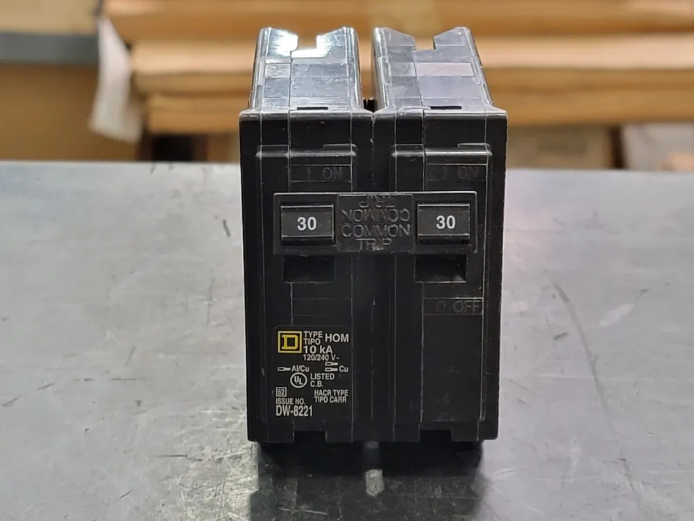 30 Amp, 2 Pole, 120/240 volts Circuit Breaker HOM230