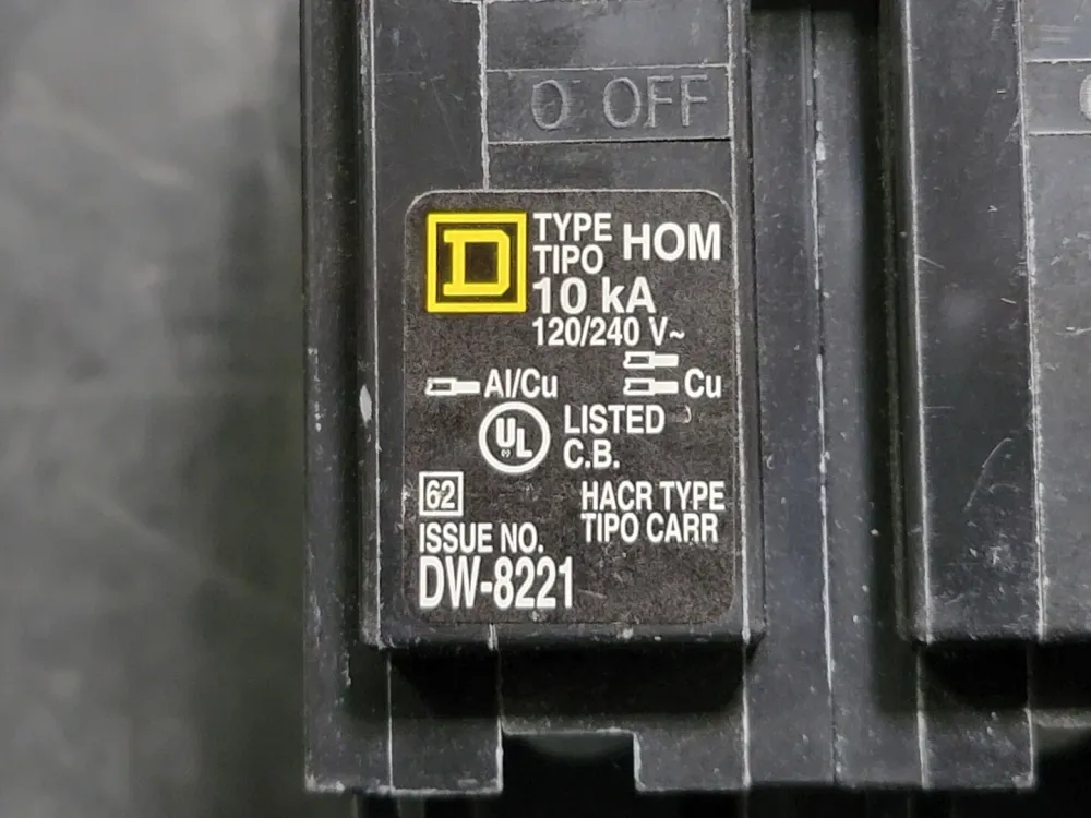 30 Amp, 2 Pole, 120/240 volts Circuit Breaker HOM230