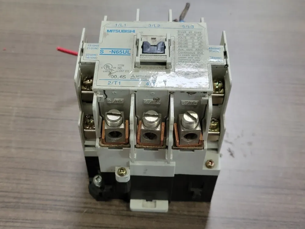 95 Amps, 3 Pole, 240 VAC Coil Contactor S-N65UL