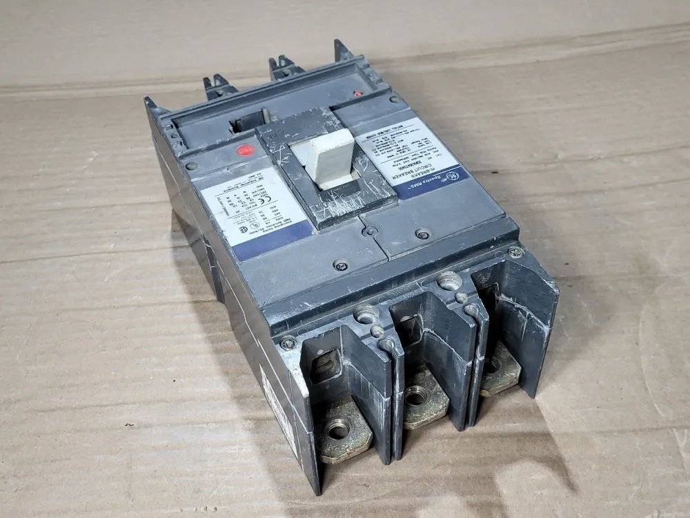 IP44 Waterdicht 400 Amp, 3 Pole, 600 Volt Circuit Breaker SGHA36AT0400