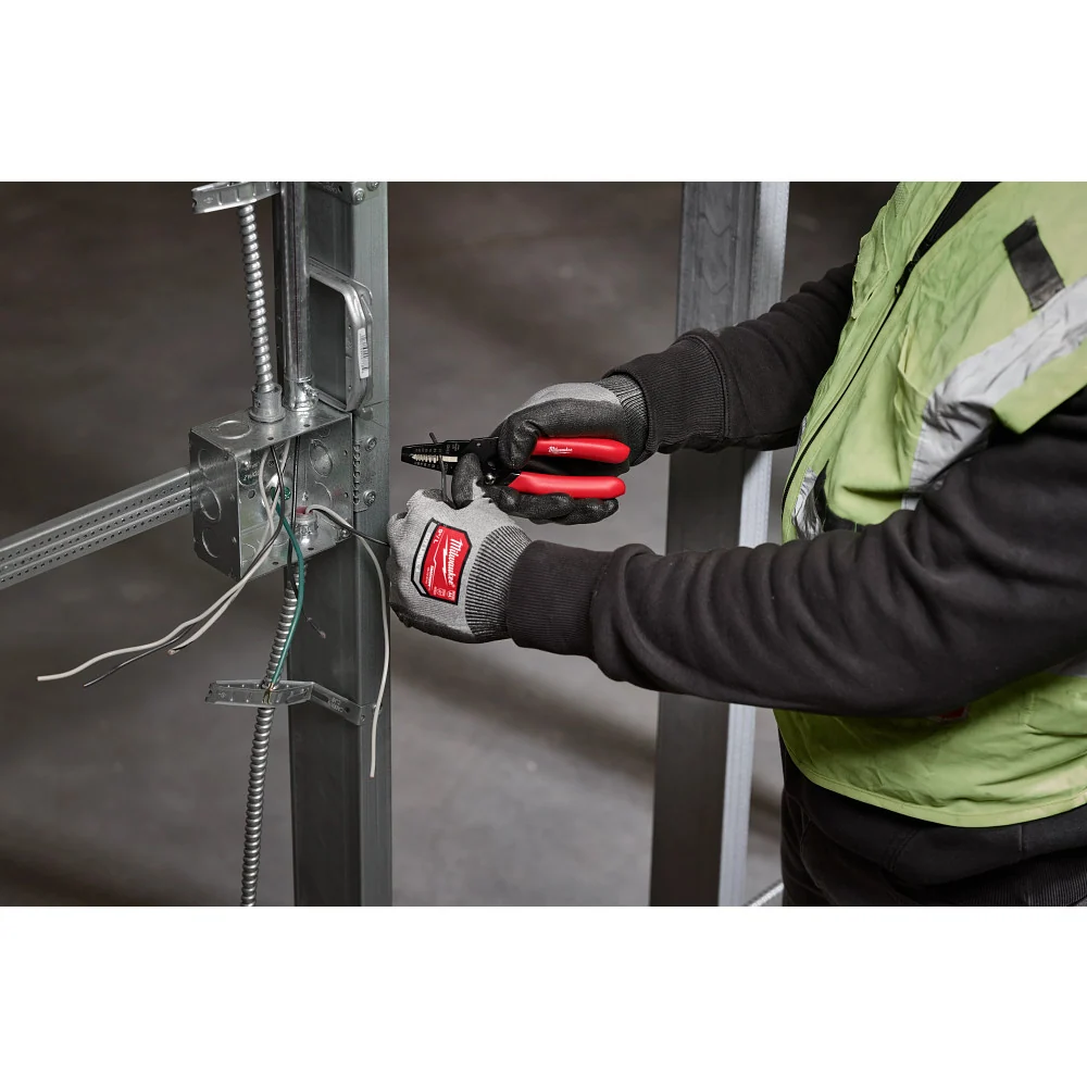 MILWAUKEE 10-24 AWG Overzichtelijk Dipped Grip Wire Stripper & Cutter Gegalvaniseerd Staal