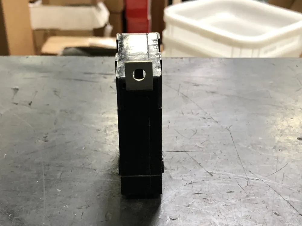20 Amp, 1 Pole, 120/240 volts Circuit Breaker BA120
