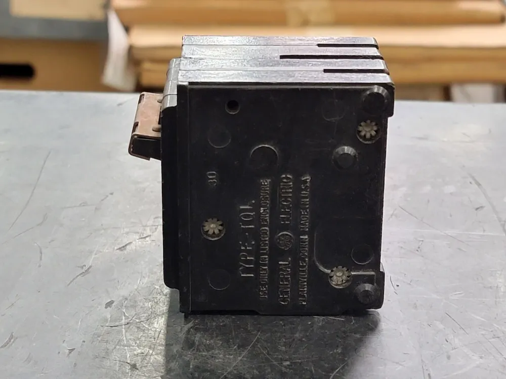 30 Amp, 2 Pole, 120/240 volts Circuit Breaker TQL230
