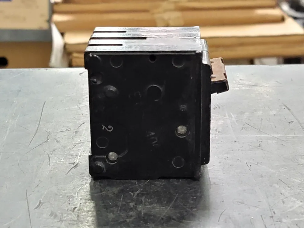 30 Amp, 2 Pole, 120/240 volts Circuit Breaker TQL230