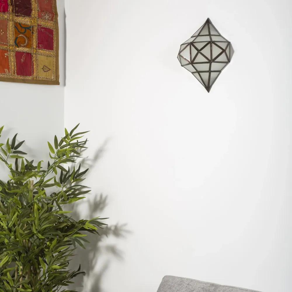 Arabisch smeedijzer en witte diamant kristal applicatie