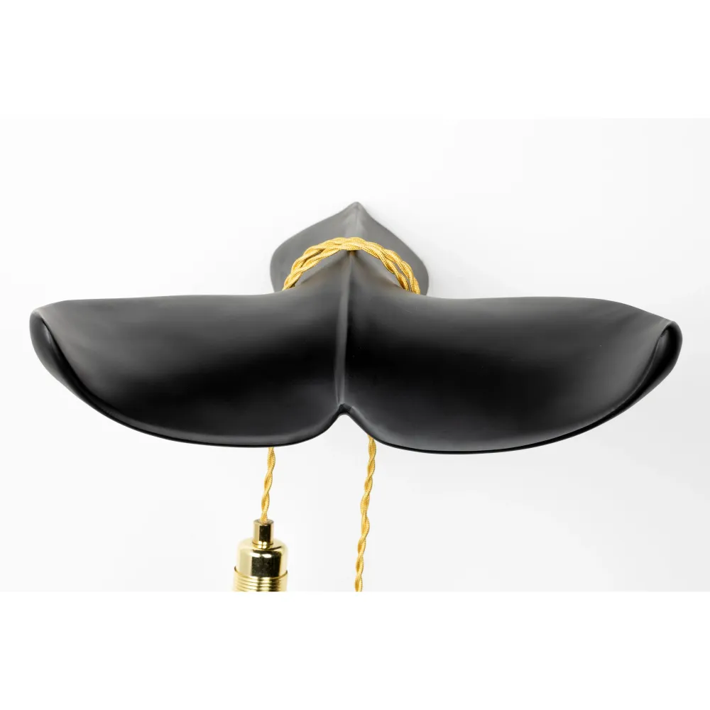 Bold Monkey Tail Will Follow wandlamp zwart
