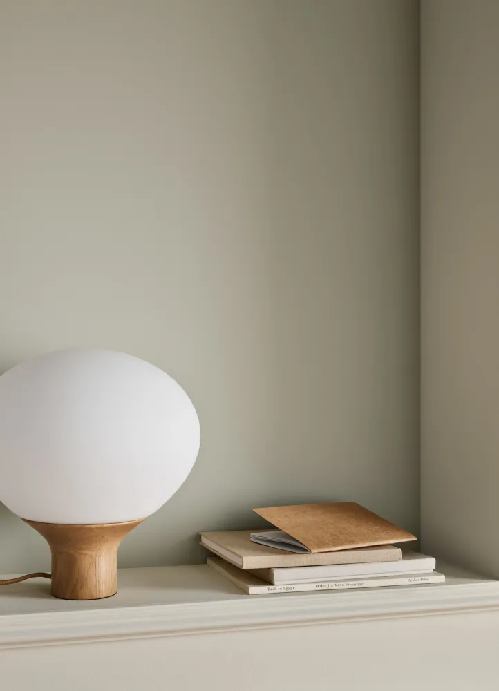 Bolia Acorn tafellamp Ø32 cm geolied eiken