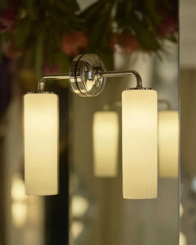 Claremont Kleine Wandlamp Fijn Porselein - Gepolijst Nikkel