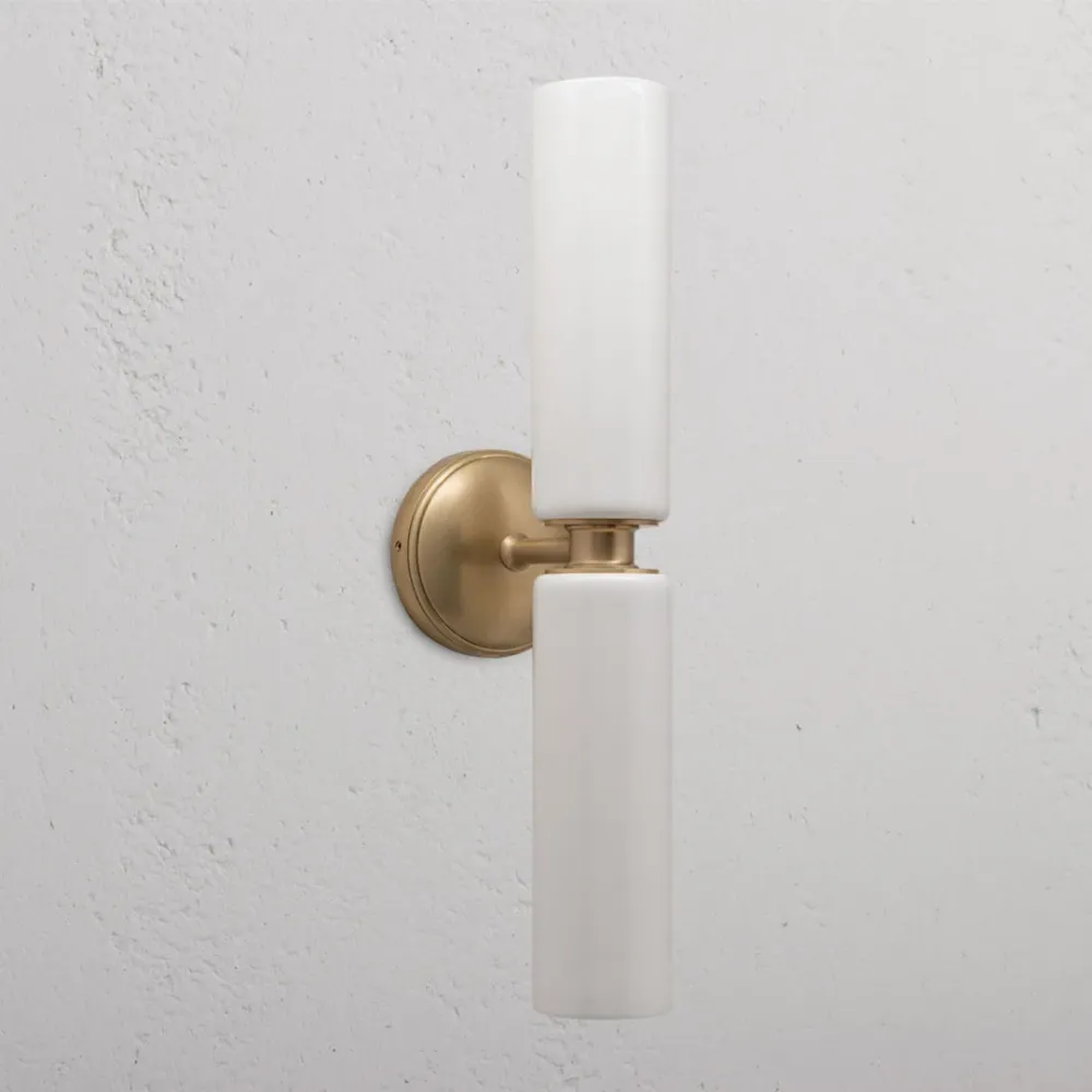 Claremont Medium Wandlamp Fijn Porselein - Antiek Messing