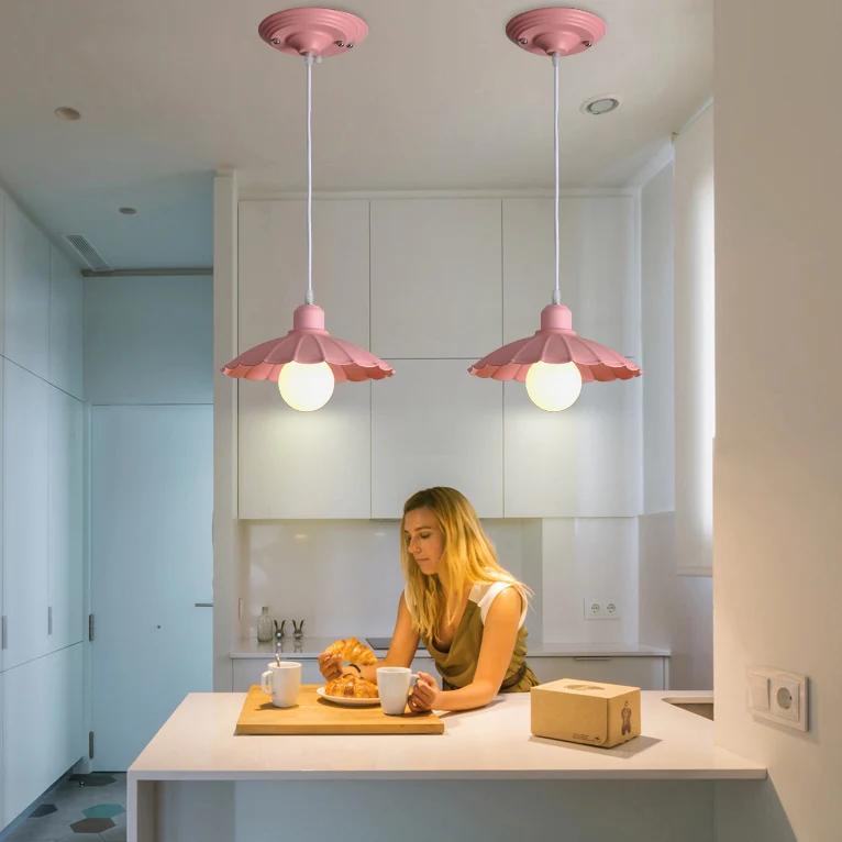 1-koppige hanglamp Macaron-stijl metalen hanglamp met geschulpte rand roze/geel voor woonkamer Clearhalo