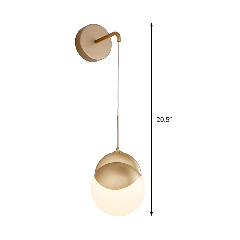 1-lamps woonkamer wandlamp moderne gouden schanslamp met ronde melkglazen kap Clearhalo