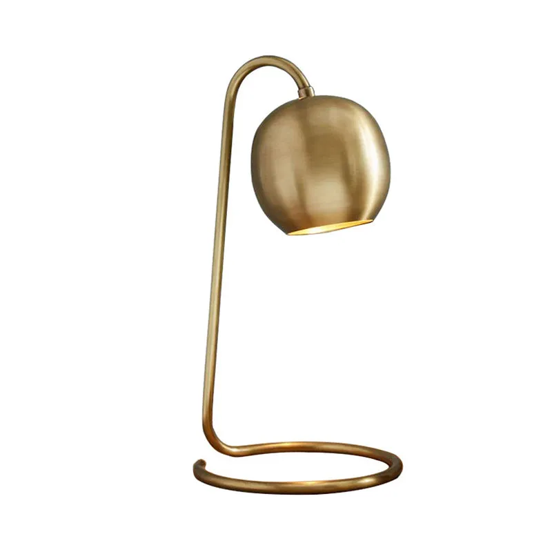 1-lichts bolvormig nachtkastje Verlichting kolonialisme Gouden metallic nachtlampje met cirkelvormige voet Clearhalo
