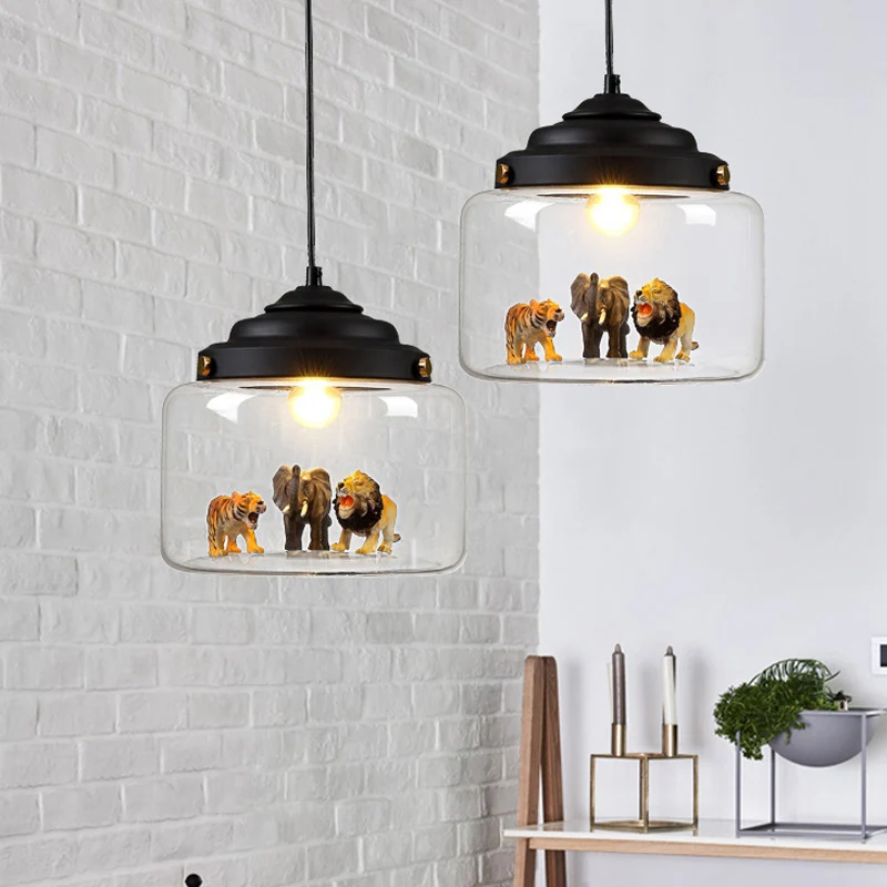 1-lichts eetkamer hangarmatuur modernistische zwarte afwerking hanglamp met trommelhelder glazen kap Clearhalo