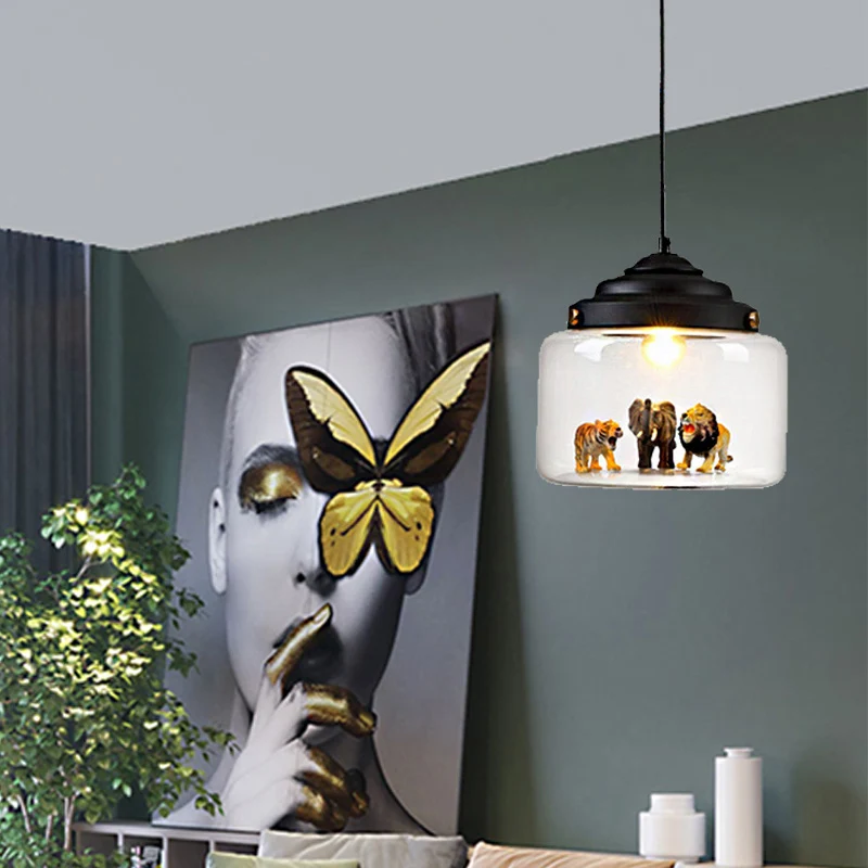 1-lichts eetkamer hangarmatuur modernistische zwarte afwerking hanglamp met trommelhelder glazen kap Clearhalo