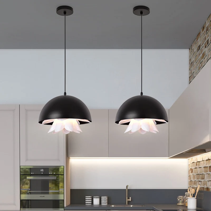 1-lichts eetkamer hanglamp moderne zwarte neerwaartse verlichting met koepelvormige metalen kap Clearhalo