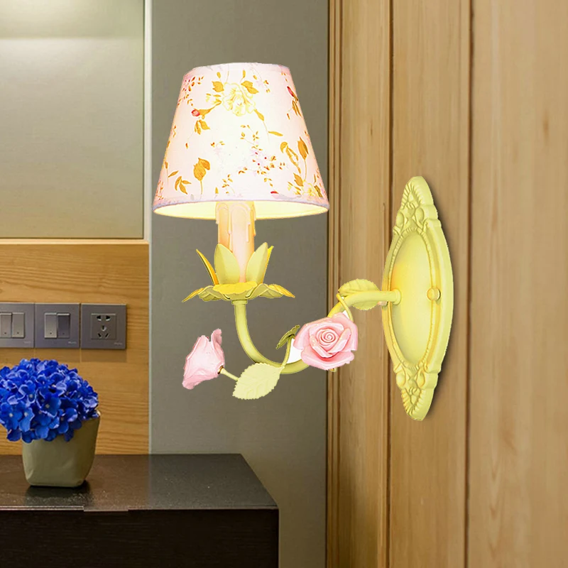 1-lichts metalen schansarmatuur pastorale groene kegel woonkamer wandverlichting met stoffen kap Clearhalo