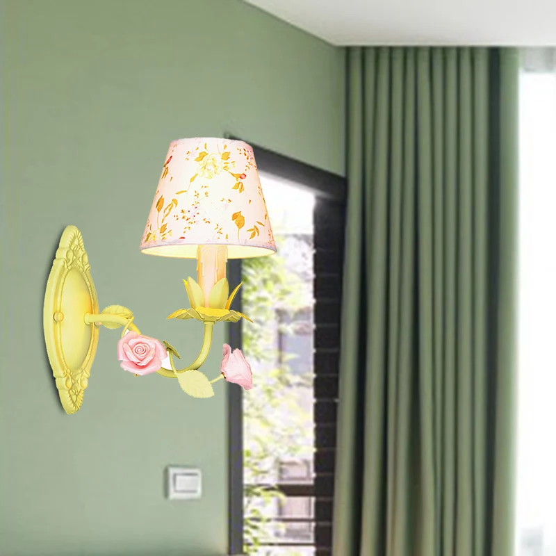 1-lichts metalen schansarmatuur pastorale groene kegel woonkamer wandverlichting met stoffen kap Clearhalo