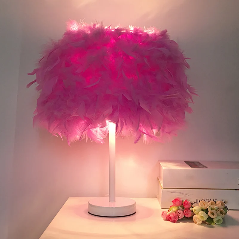 1-lichts nachtlampje voor meisjeskamer, modern roze/paars/wit tafellampje met cilindrische verenkap Clearhalo