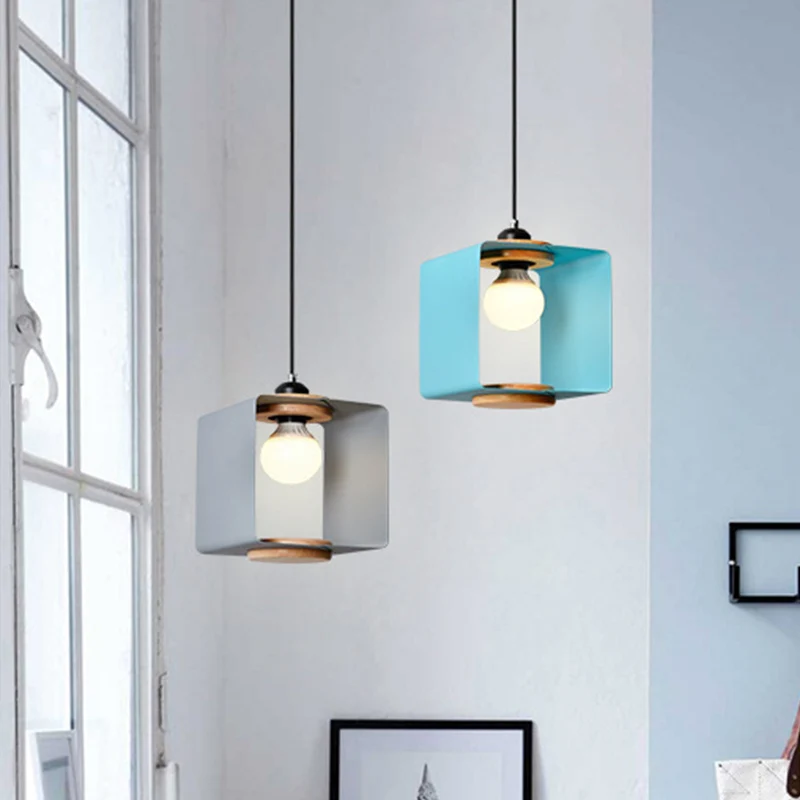 1-lichts slaapkamer slingerlamp Macaron geel/blauw/wit en hout hangende hanglamp met vierkant ijzeren frame Clearhalo