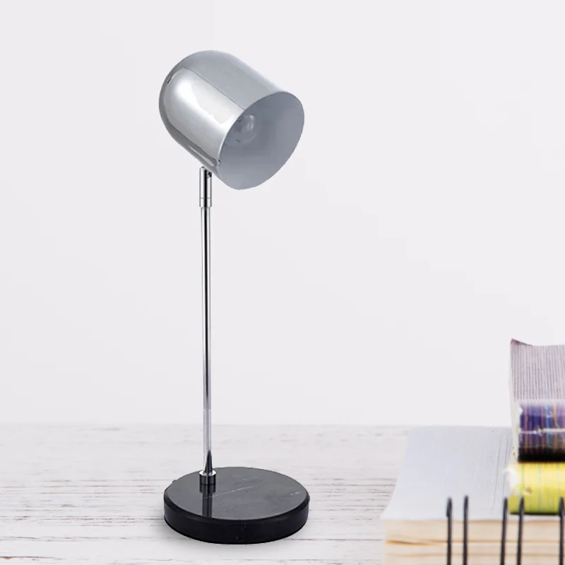 1-lichts studeerkamer bureaulamp met langwerpige koepel metalen kap modernistisch chroom/koper leesboeklicht Clearhalo
