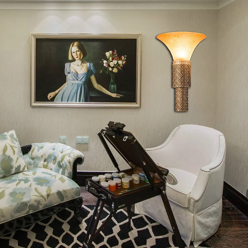 1-lichts wandlamp met belkap geel glas en hars Lodge-stijl woonkamerwandlamp goud Clearhalo