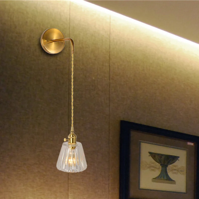 1-lichts wandmontage verlichting traditionele koepel/kegel helder prismatisch glas LED-sconce lichtarmatuur goud Clearhalo