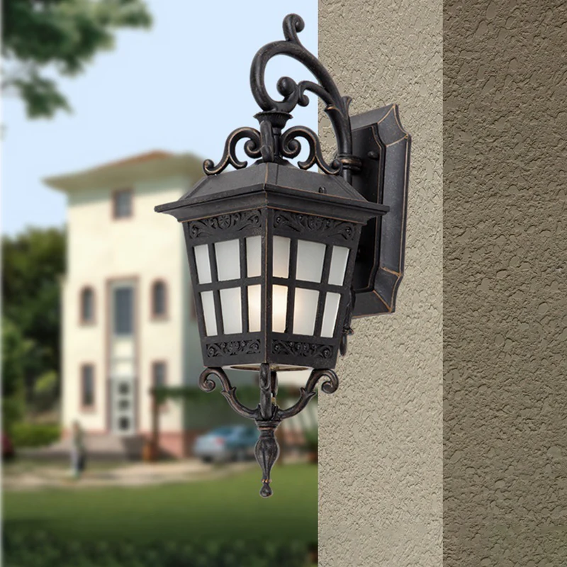 1-lichts witte matglazen schanslamp Lodges Zwarte afwerking Torenvorm Ideeën voor buitenmuurverlichting Clearhalo