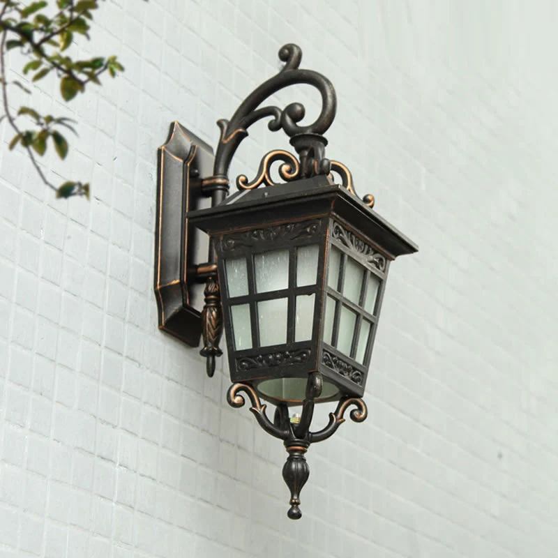 1-lichts witte matglazen schanslamp Lodges Zwarte afwerking Torenvorm Ideeën voor buitenmuurverlichting Clearhalo