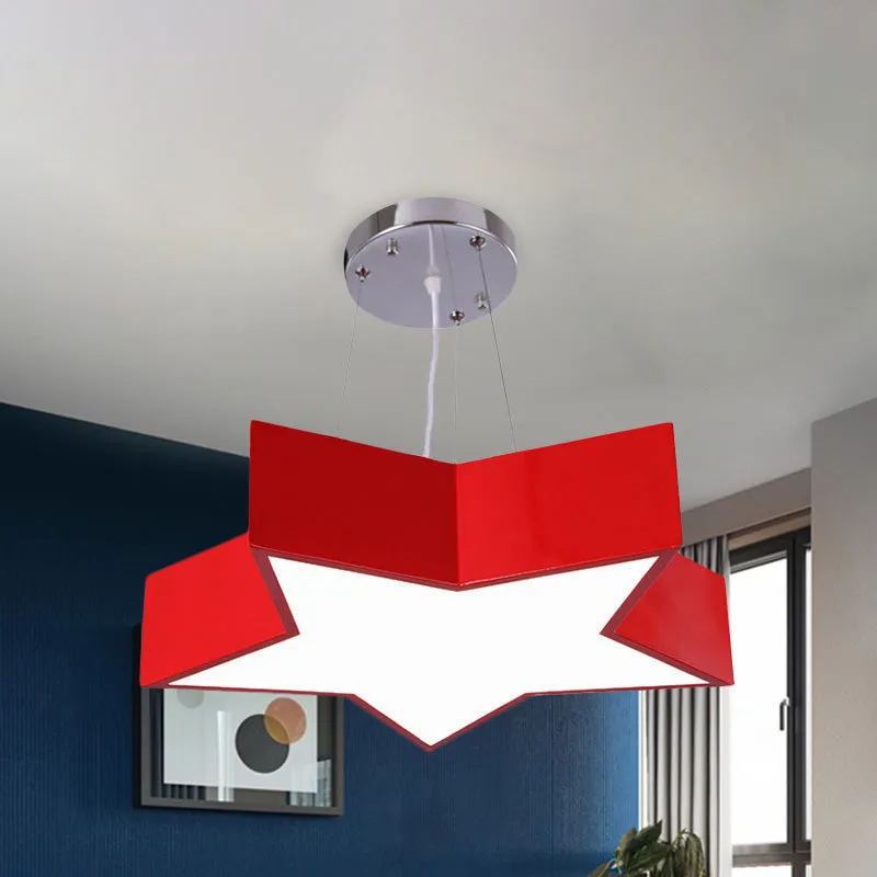 18 "/23,5" W LED-hangende kroonluchter voor kinderen Rode Ster Hangende plafondlamp met acrylkap voor de kleuterschool Cle...