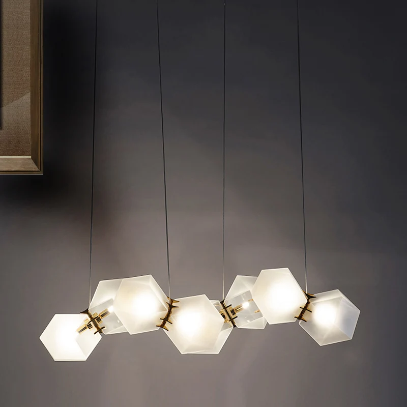 2/4/6 lampen woonkamer kroonluchter met geometrische witte glazen kap moderne gouden led hanglampset Clearhalo