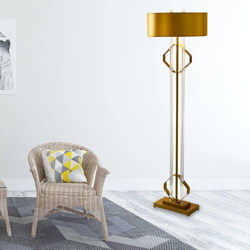 2-koppige staande lamp modernisme metalen vloerverlichting goud met heldere kristallen staaf Clearhalo