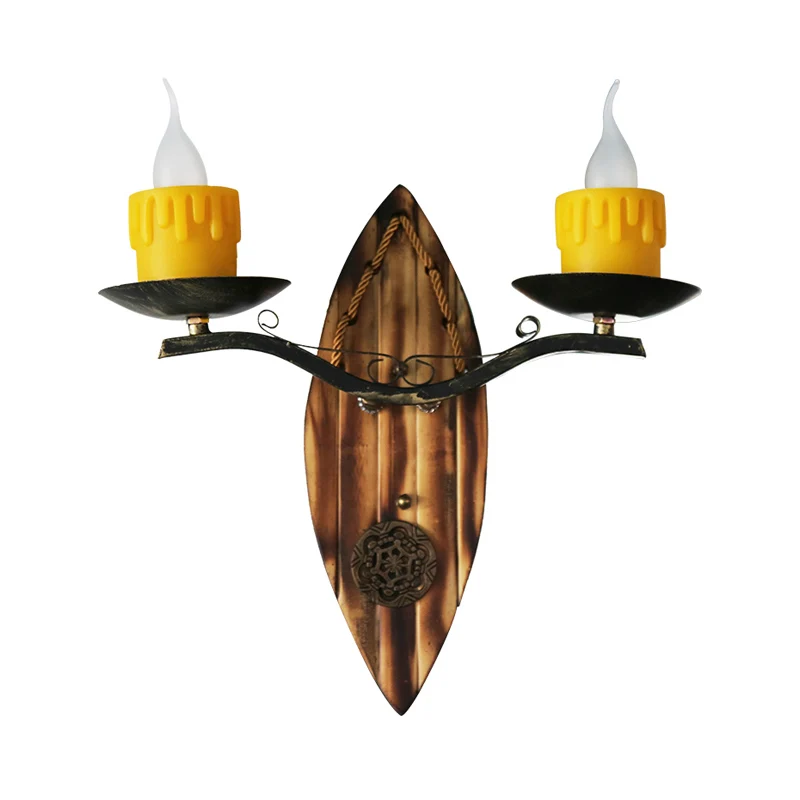 2-lichts kaars wandlamp vintage gele hars schanslamp met houten achterplaat Clearhalo