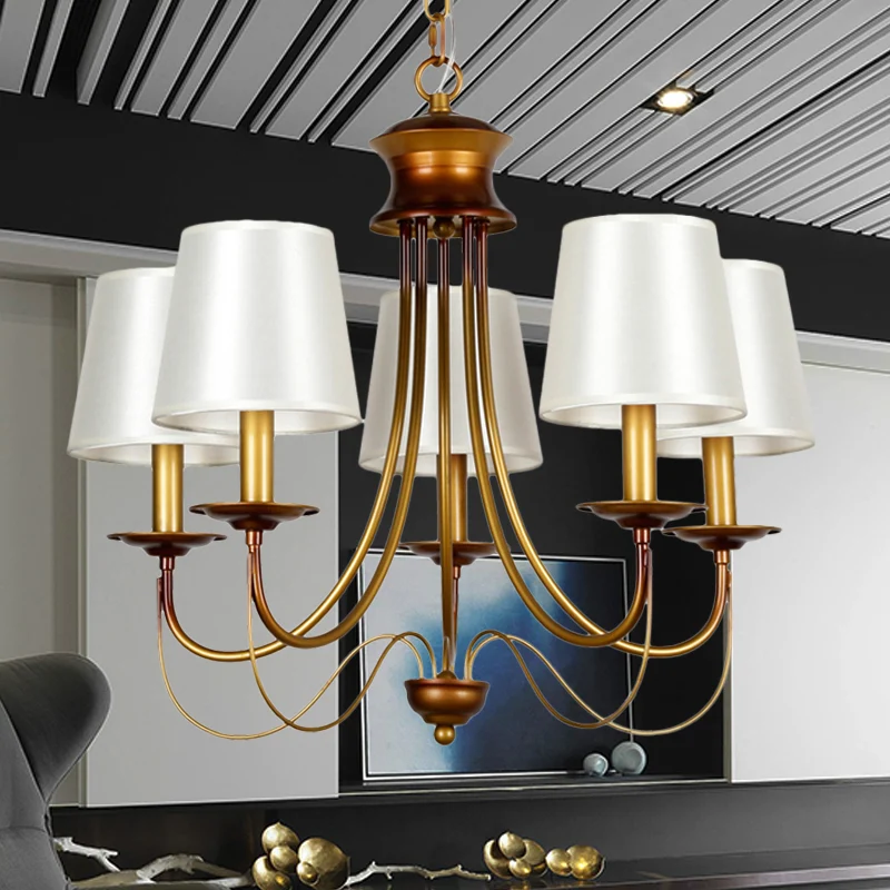 3/5/6 lampen messing afwerking hangende kroonluchter traditionele conische plafondlamp met witte stoffen lampenkap Clearhalo